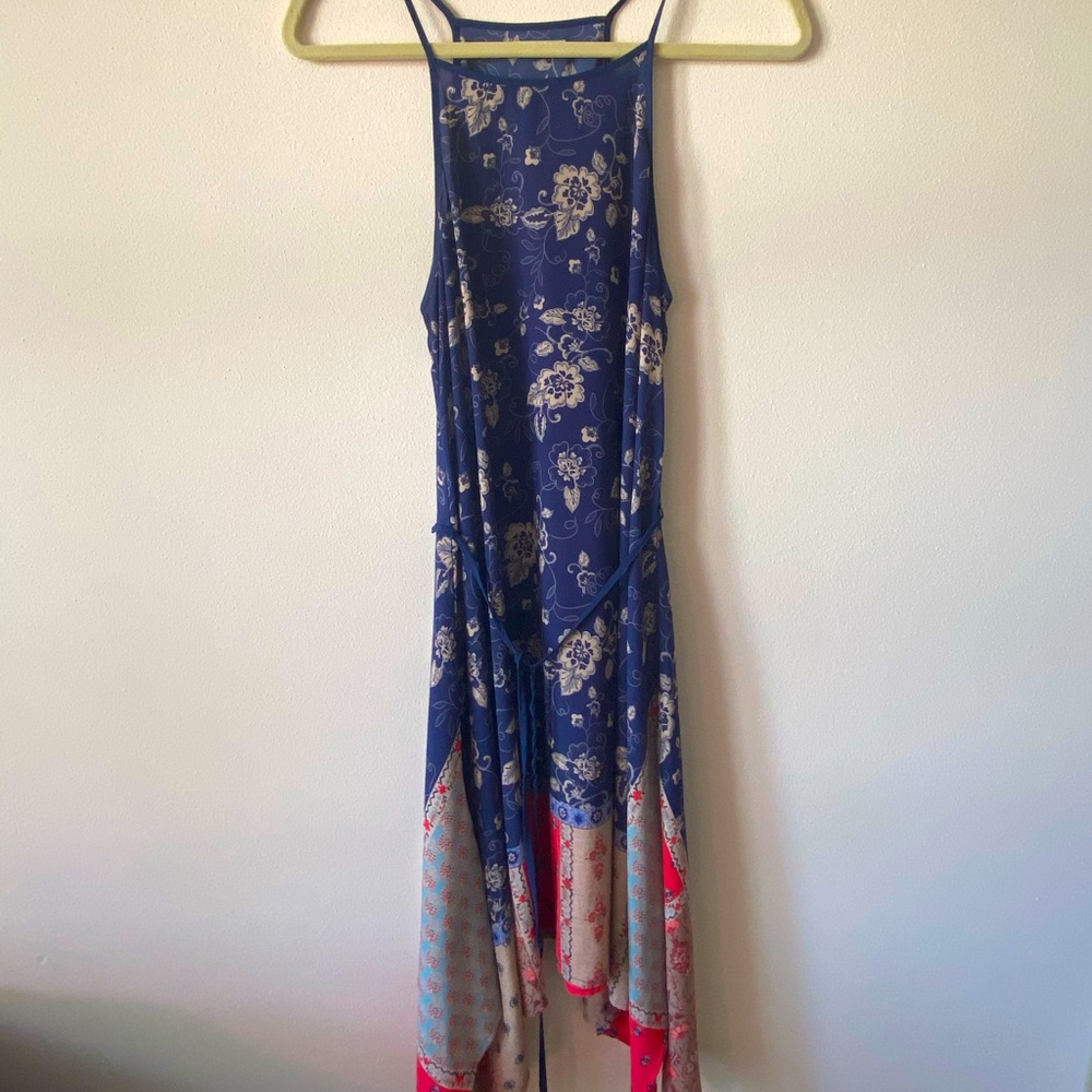 Tank top dress with tie waist